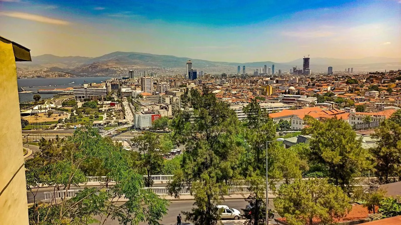**  Variante Hotel Izmir Turcja